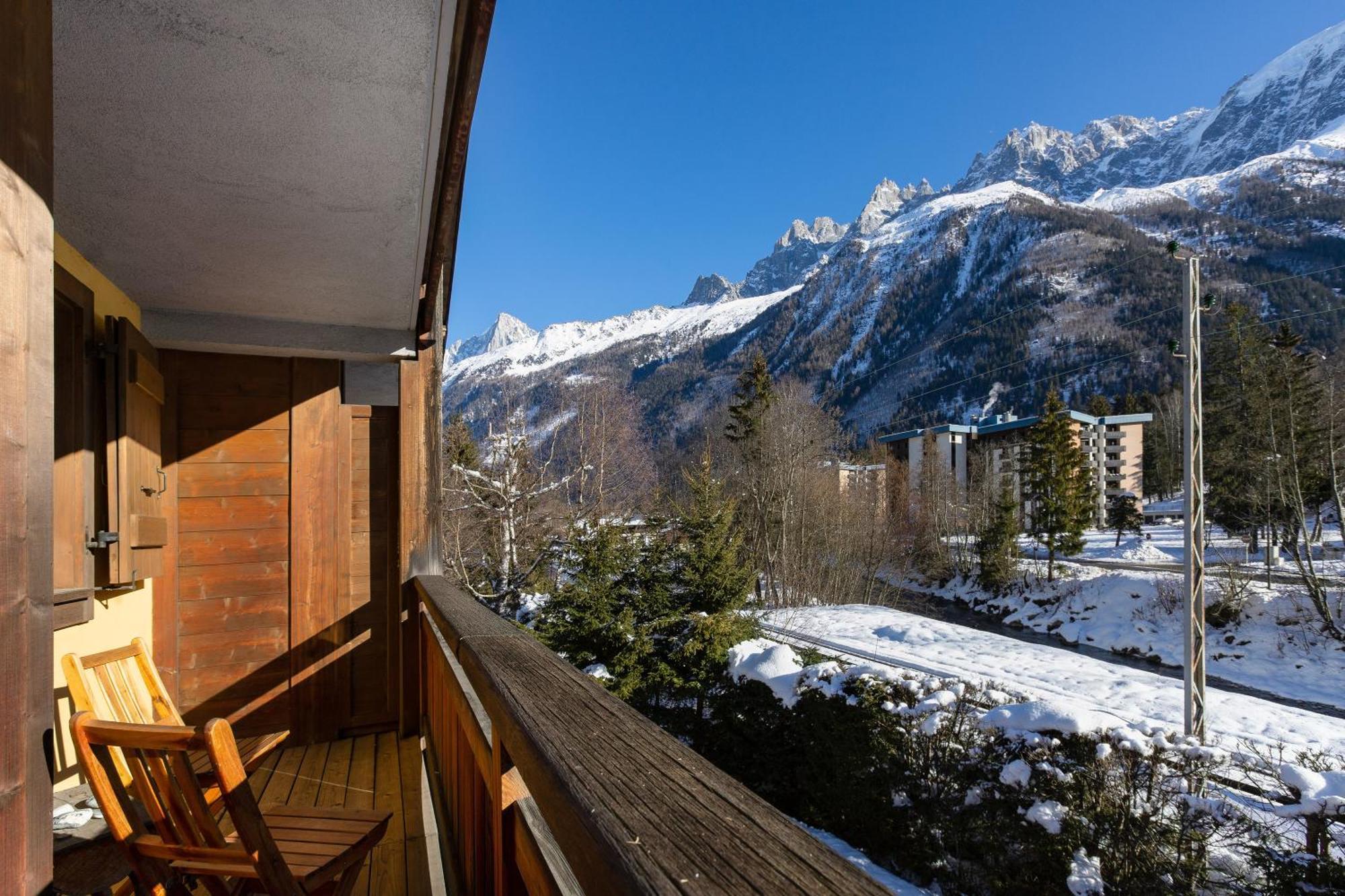 Appartement Les Capucins 22 - Happy Rentals Chamonix Exterior photo
